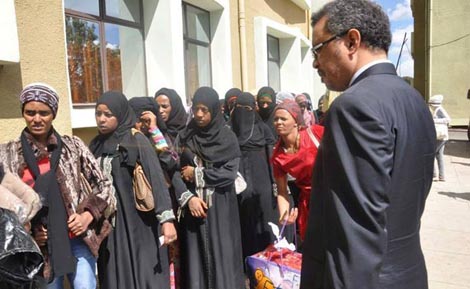 ዶ/ር ቴድሮስ አድኀኖም ከሳዑዲ ተመላሾችን ሲጎበኙ