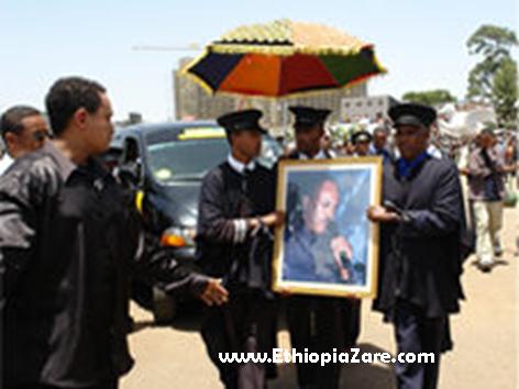 የክቡር ዶ//ር አርቲስት ጥላሁን ገሠሠ ሥርዓተ ቀብር፣ ሚያዝያ 15 ቀን 2001 ዓ.ም.