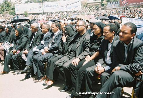 የክቡር ዶ//ር አርቲስት ጥላሁን ገሠሠ ሥርዓተ ቀብር፣ ሚያዝያ 15 ቀን 2001 ዓ.ም.