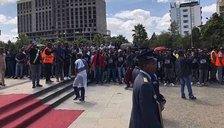 Thousends gather at funeral for 2 youngster killed in 22, Addis Abab. (January 6, 2020)