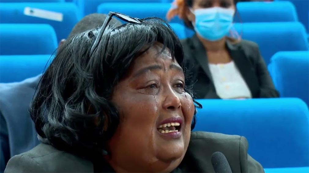 ፓርላማው በእንባ ሲራጭ ዋለ